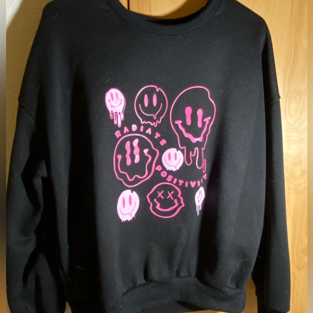 Black cartoon & letter graphic drawstring thermal line hoodie